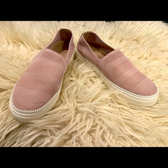 Kelly & Katie Shoes - Kelly & Katie- Slip on pink shoes Size-7.5